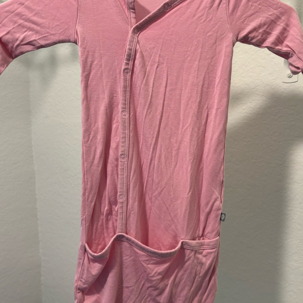KYTE Baby Sleeper and onsie